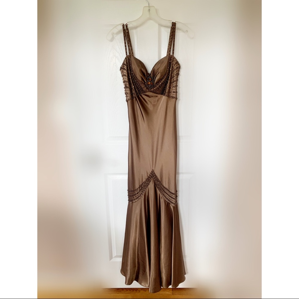 Stunning Bronze Mermaid Prom or Pageant Gown EUC